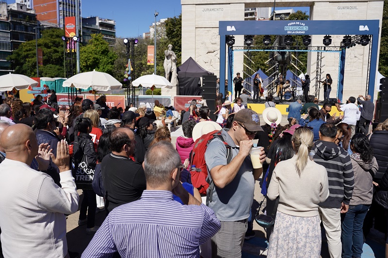 FERIA DE LAS REGIONES